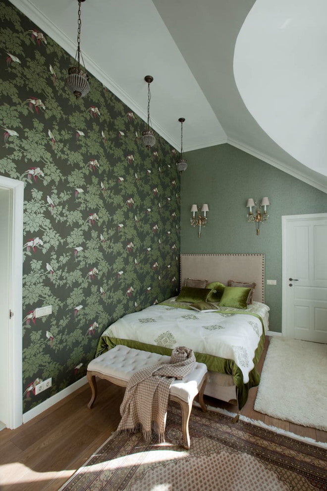 yeşil tonlarda yatak odasının iç aydınlatması
