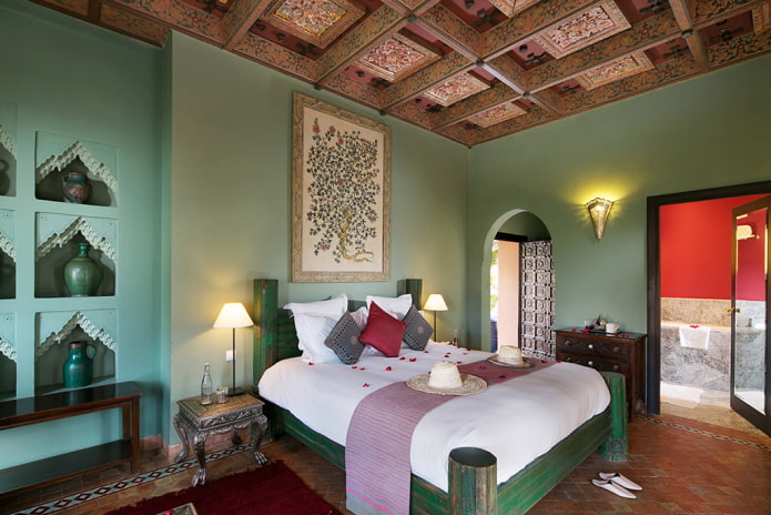 phòng ngủ màu xanh lá cây theo phong cách phương đông