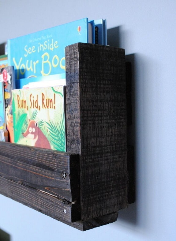 Plank voor boeken