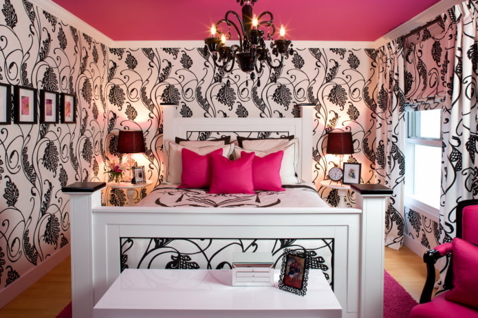 makuuhuoneen sisustus mustalla ja vaaleanpunaisella värillä