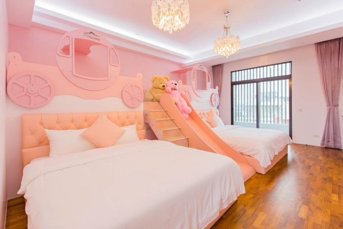 осветление в интериора на спалнята в розово