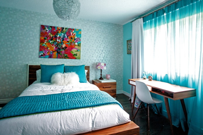 mavi yatak odasının iç kısmındaki mobilyalar
