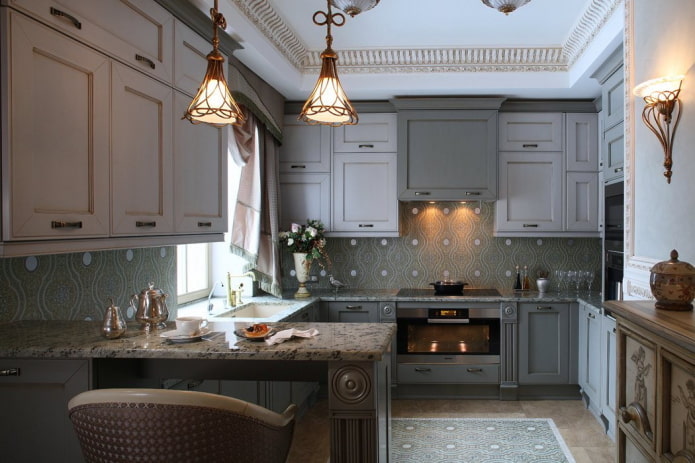 pilkos smėlio spalvos tonų virtuvės interjeras