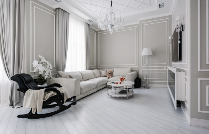 decoración de la sala de estar en tonos blancos