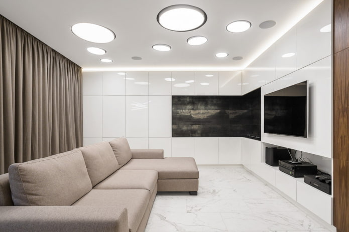 obývacia izba v bielej farbe v štýle minimalizmu