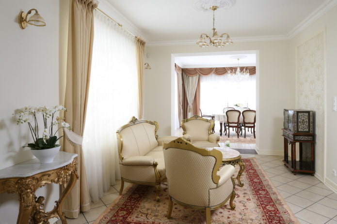 dzīvojamā istaba baltā krāsā klasiskā stilā