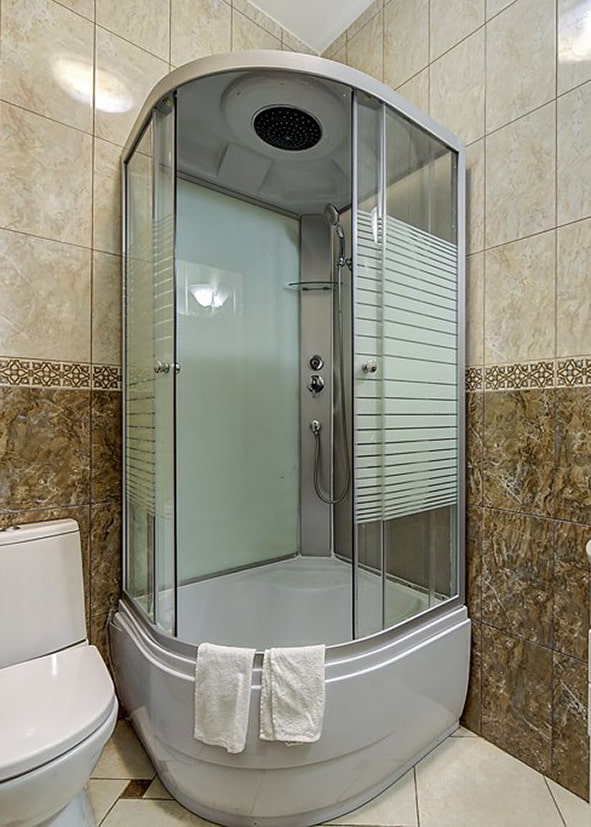 Cabina de dutxa semicircular
