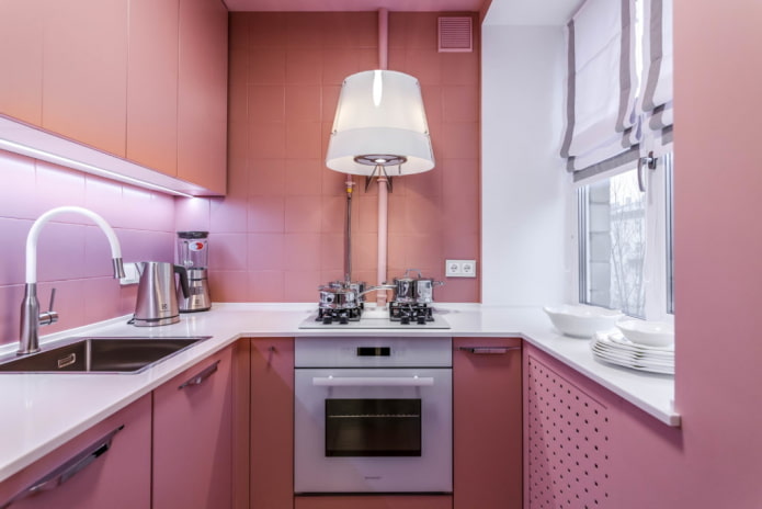 menyelesaikan dapur dengan warna merah jambu