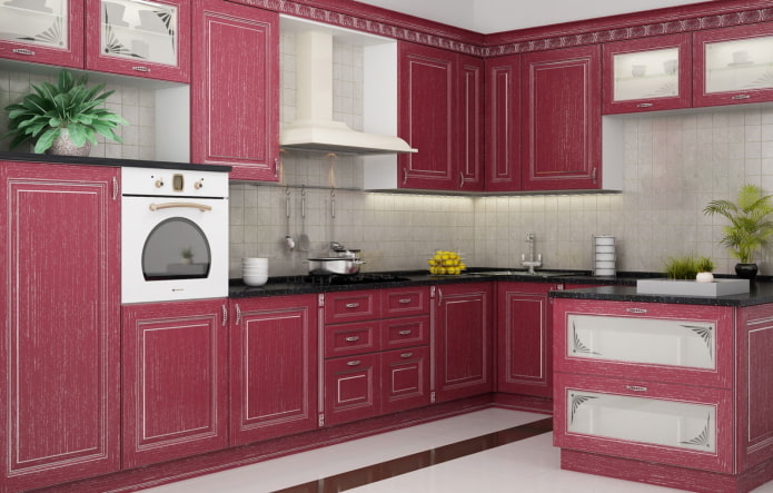 růžový kuchyňský interiér