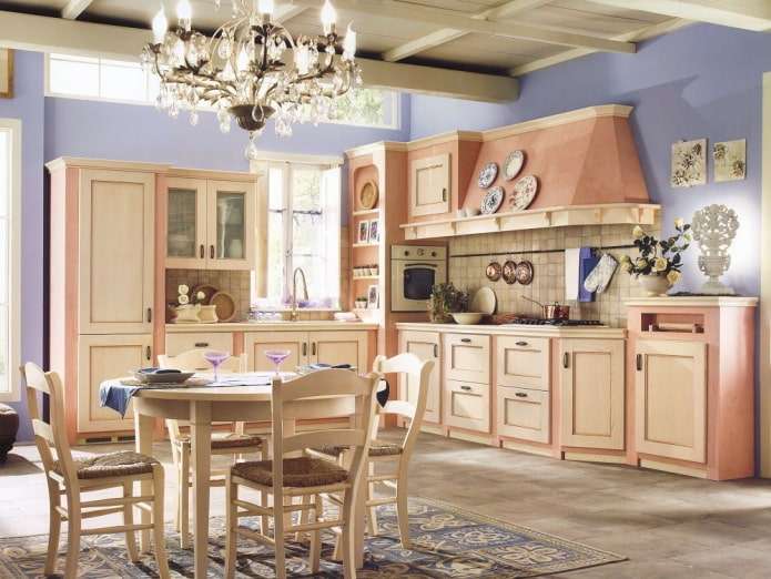 rožinis virtuvės interjeras Provence stiliaus