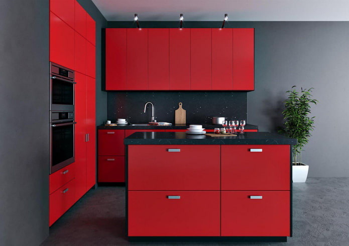 interiér kuchyne v sivočervených tónoch