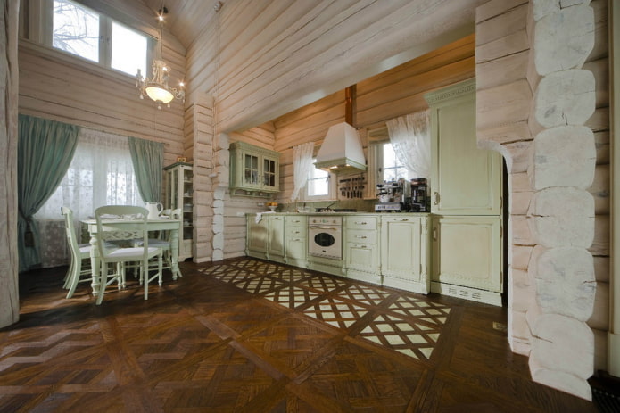 rustikt køkken i det indre af huset
