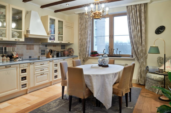rèm cửa và hàng dệt trong nội thất nhà bếp theo phong cách Provence
