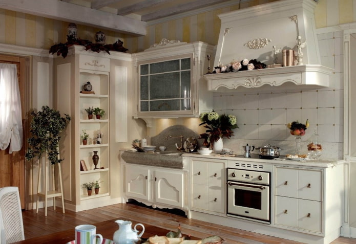 decor în interiorul bucătăriei în stil provensal