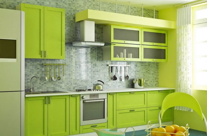 virtuves apdare gaiši zaļos toņos