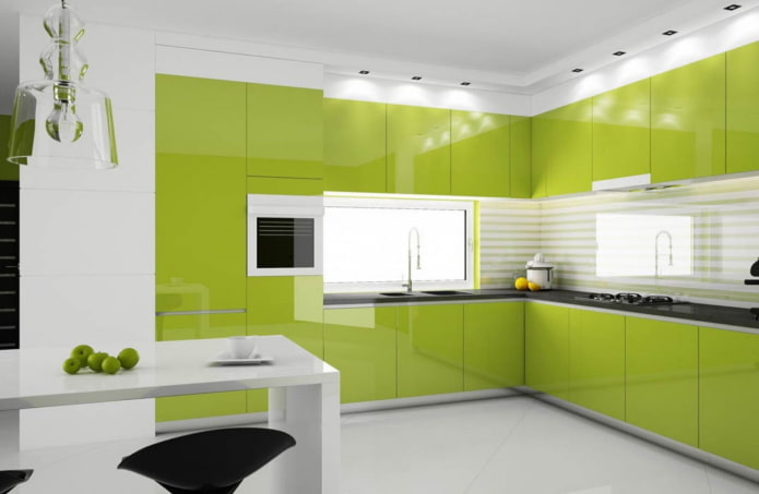 wnętrze kuchni w biało-jasnozielonej kolorystyce