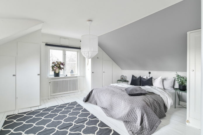 bilik tidur loteng dalam gaya Scandinavia