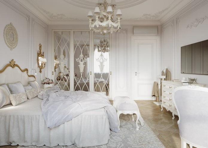 biely interiér spálne v klasickom štýle