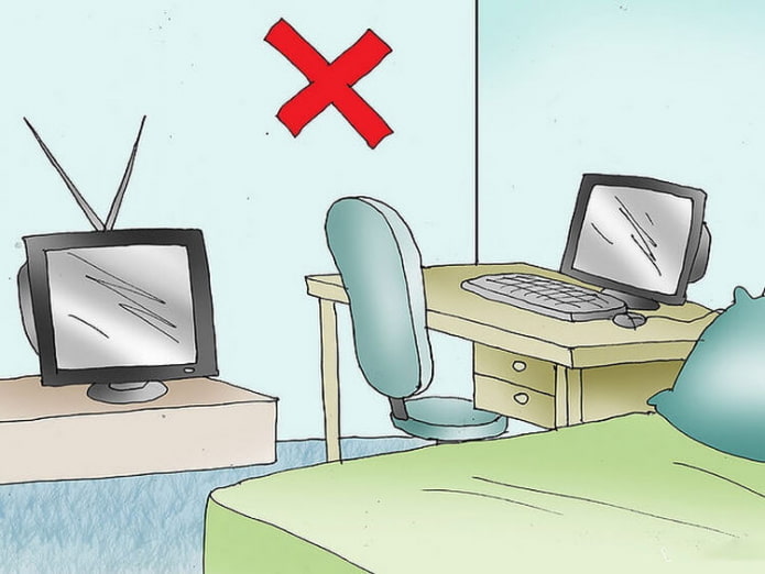 Televizors un dators guļamistabā Fen Šui