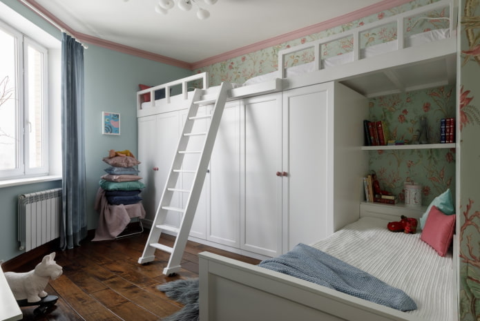 penyimpanan barang-barang di bahagian dalam bilik tidur untuk kanak-kanak yang berlainan jantina