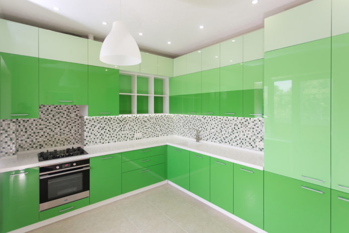 تصميم المطبخ بألوان خضراء فاتحة