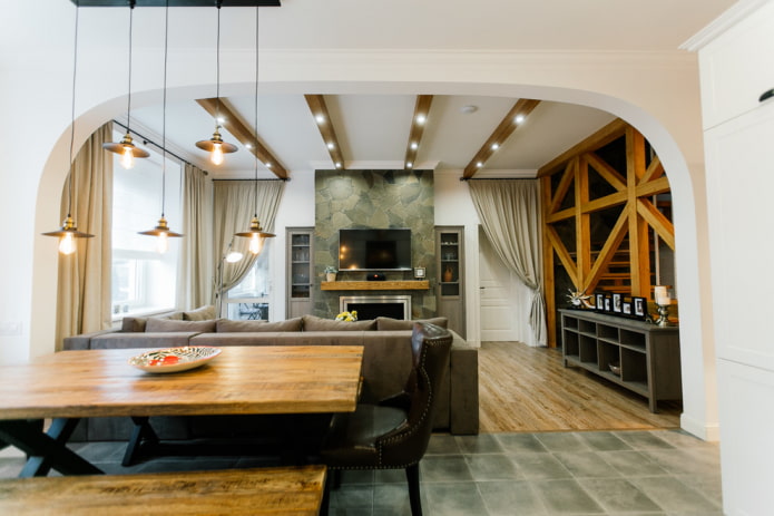 apšvietimas virtuvėje-svetainėje Viduržemio jūros stiliaus