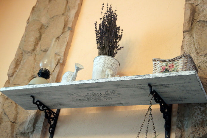 Design raft de perete stil Provence