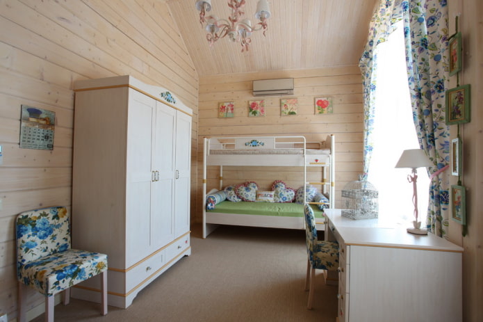 huonekalut lasten makuuhuoneen sisätiloissa Provencen tyyliin