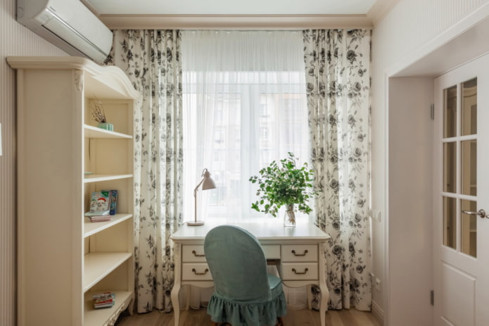mēbeles bērnu guļamistabas interjerā Provansas stilā