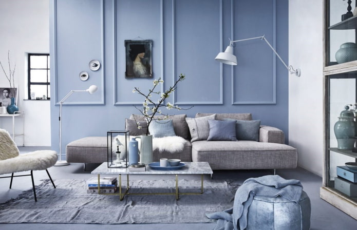 غرفة المعيشة الداخلية باللون الرمادي والأزرق