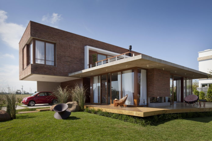 casa amb terrassa d'alta tecnologia