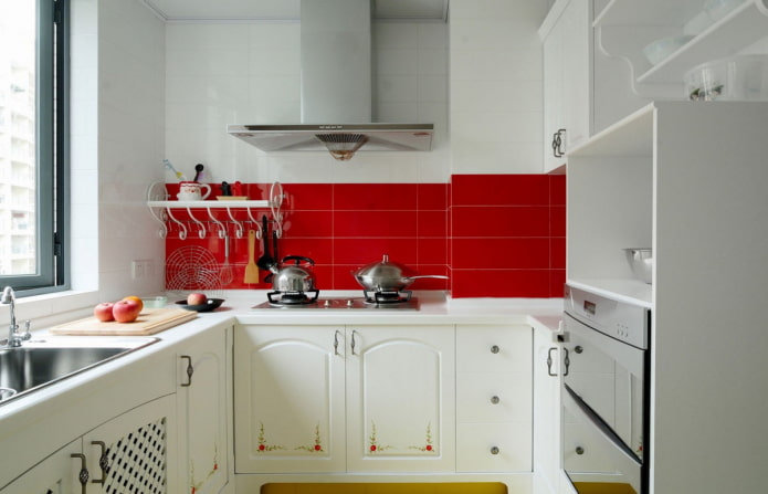 virtuves krāsu shēma ar 6 kvadrātu platību
