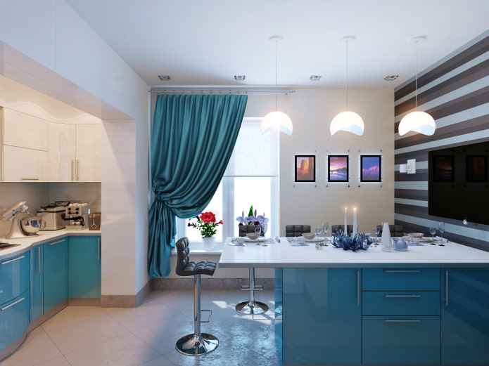 gordijnen in het interieur van de keuken in turquoise kleur