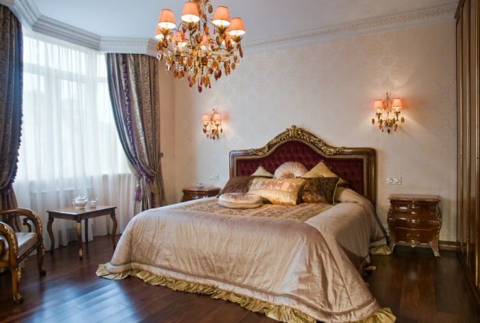осветление в спалнята в класически стил