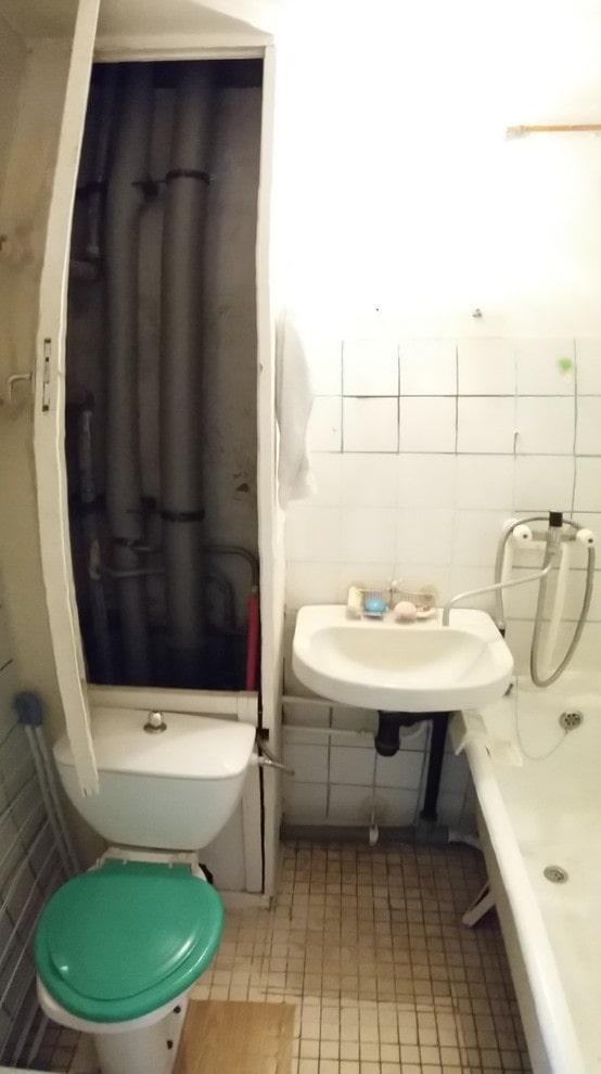 Vonios kambarys prieš atnaujinimą