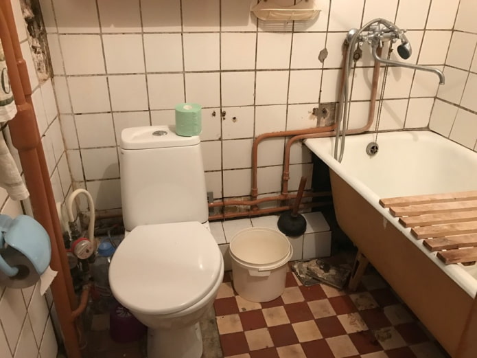 Oude badkamer