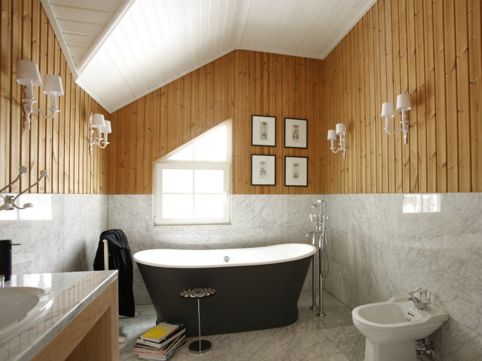 mramor a dřevo v koupelně