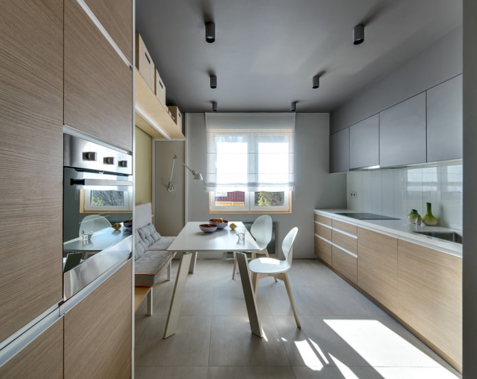 Virtuvė 9 kvadratiniai metrai dviem eilėmis