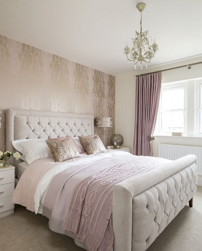 roze en beige slaapkamer