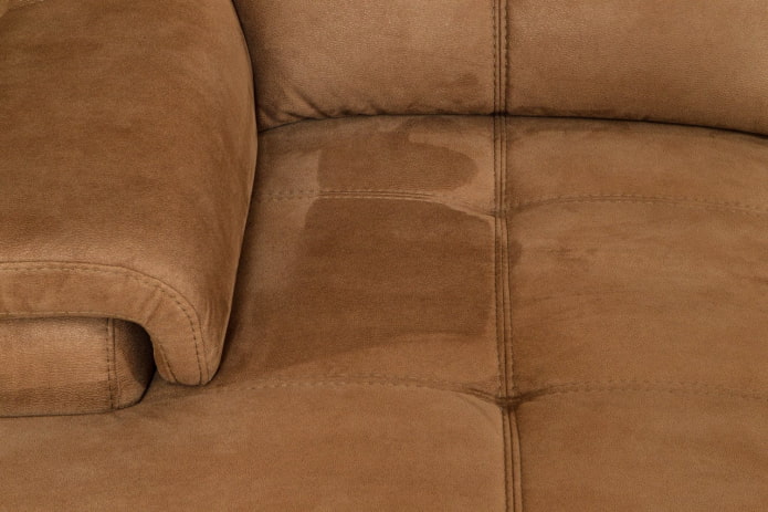sofa i imiteret ruskind