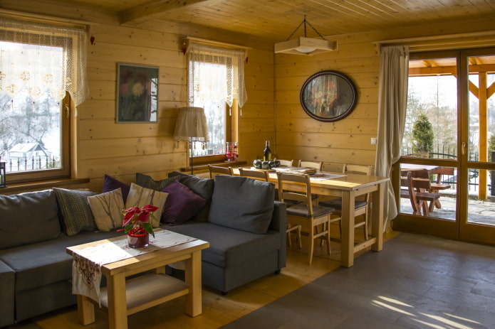 jednoduchý design obývacího pokoje v zemi
