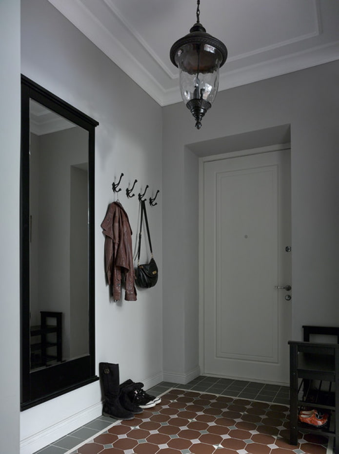 minimalistyczny korytarz