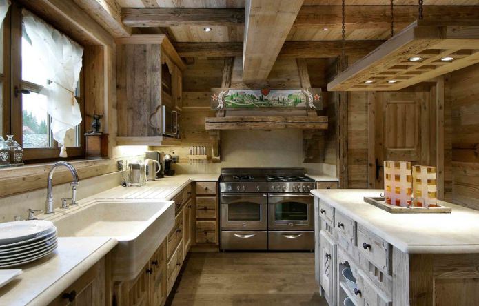 set da cucina in legno naturale