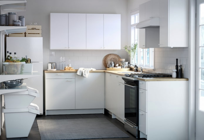 witte keuken zonder bovenkasten