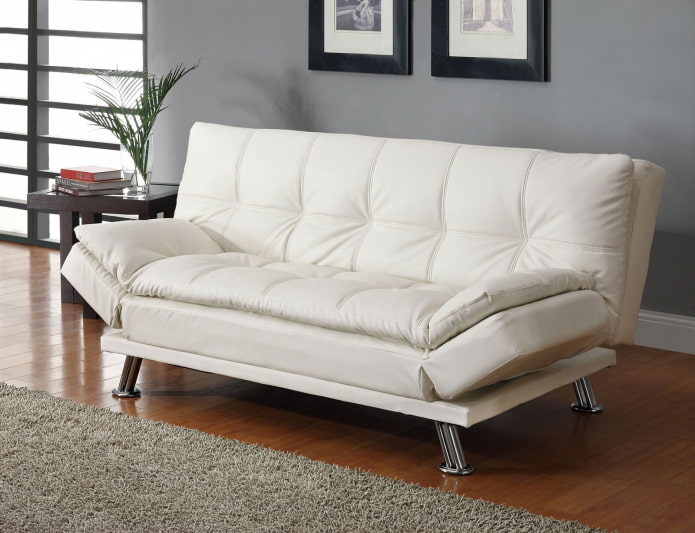 skórzana biała sofa
