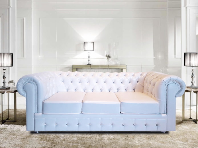 sofá de couro branco