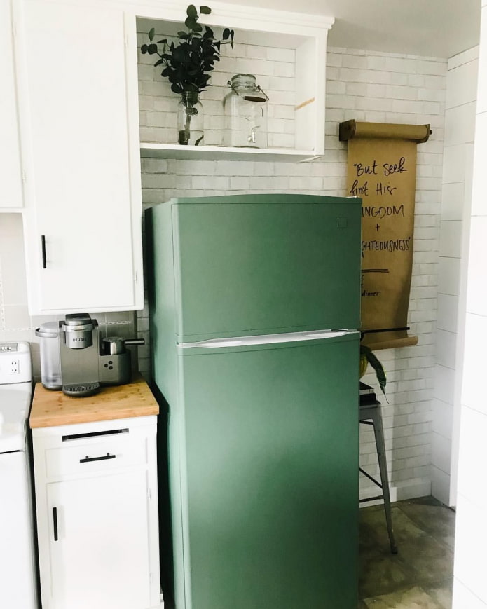 Tủ lạnh màu ngọc lục bảo nhạt