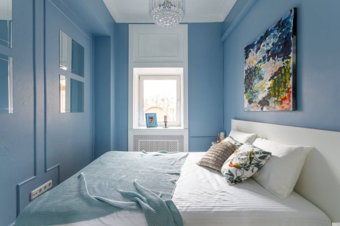 pereți albaștri în dormitor