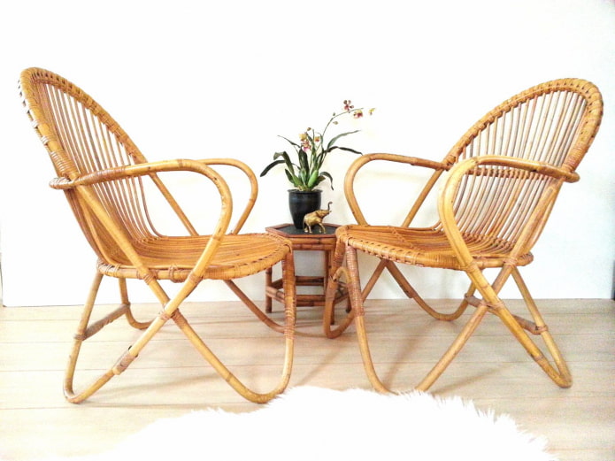 bambusové stoličky