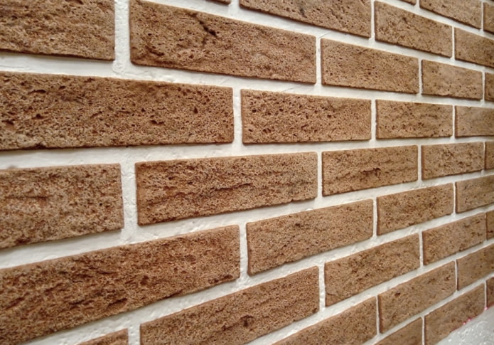 Brique flexible sur le mur